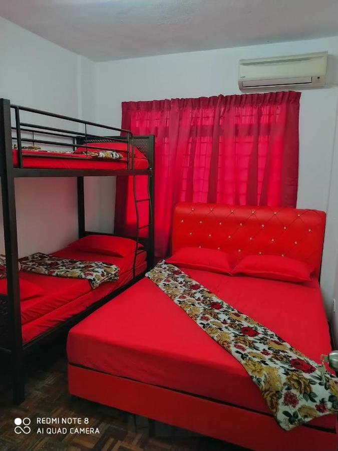 Pd Laguna Homestay Red Port Dickson Exterior photo